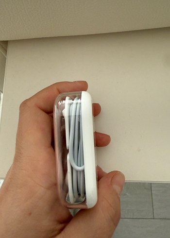 Beyaz Kulak İçi Kulaklık - Görsel 6