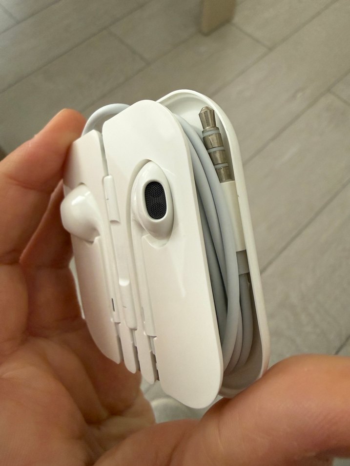 Beyaz Kulak İçi Kulaklık - Görsel 5