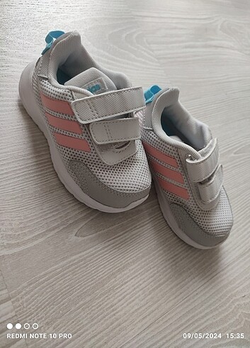 Adidas kız bebek spor ayakkabı 