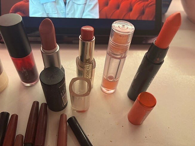 Karışık makyaj malzemeleri - Görsel 4