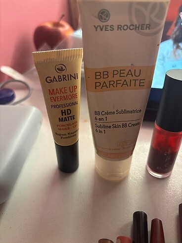 Karışık makyaj malzemeleri - Görsel 3