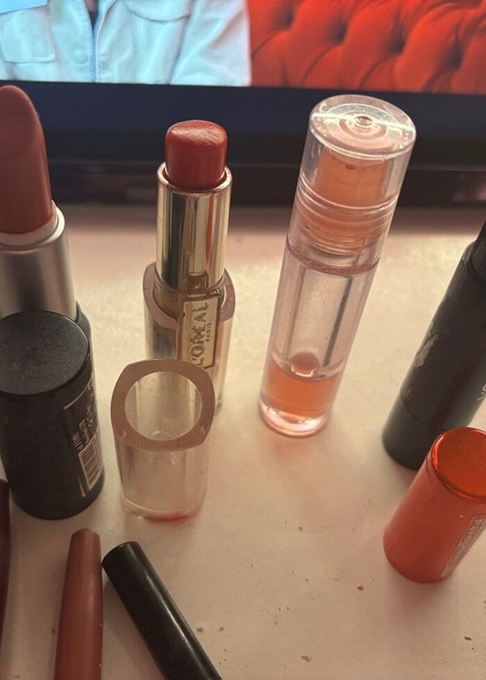 Karışık makyaj malzemeleri - Görsel 4