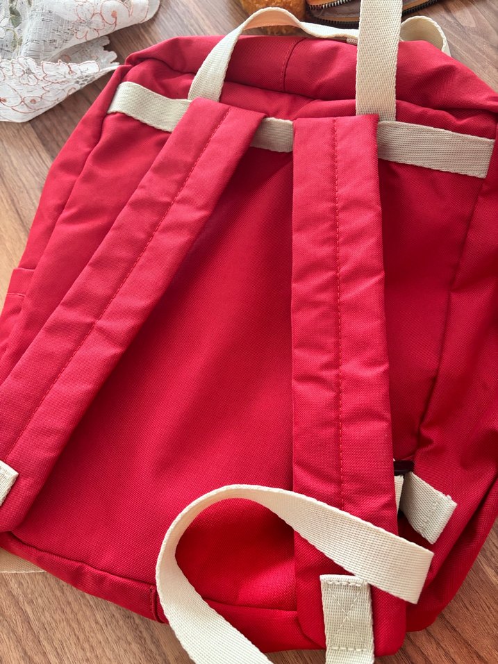 Kırmızı Kadın Sırt Çantası - Görsel 2