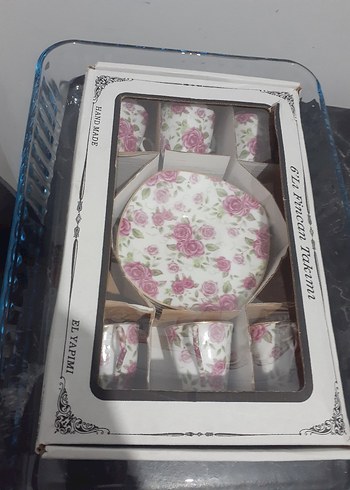 Pembe Çiçek Desenli 6'lı Fincan Takımı