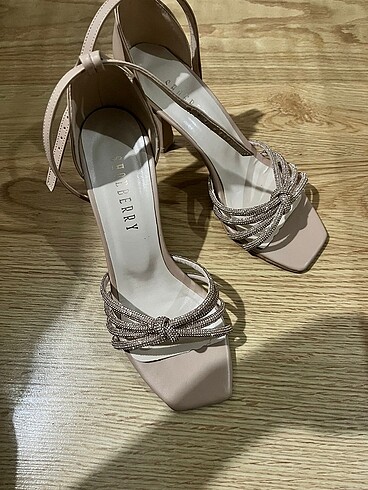 Nine West TOPUKLU AYAKKABI