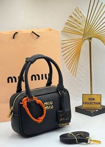 Miu Miu Beyaz Deri Püsküllü Kadın Çanta - Görsel 7