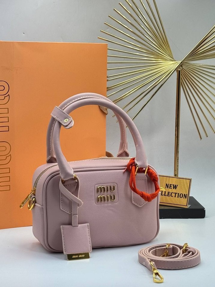 Miu Miu Beyaz Deri Püsküllü Kadın Çanta - Görsel 2