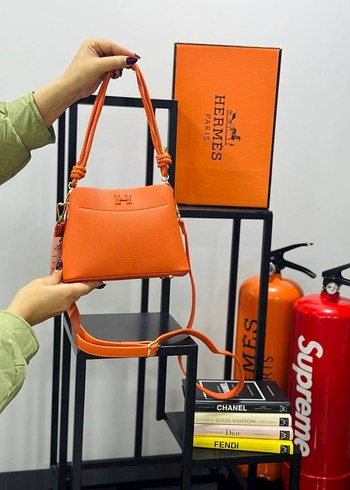 Kahverengi Deri Kayışlı Kadın Çanta - Görsel 3