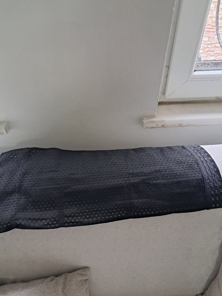 Siyah Dikişsiz bel Korsesi Midi Boy - Görsel 2