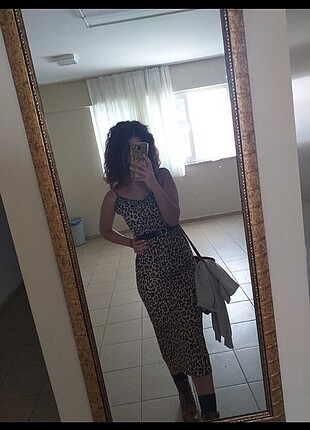 Leopar desenli elbise