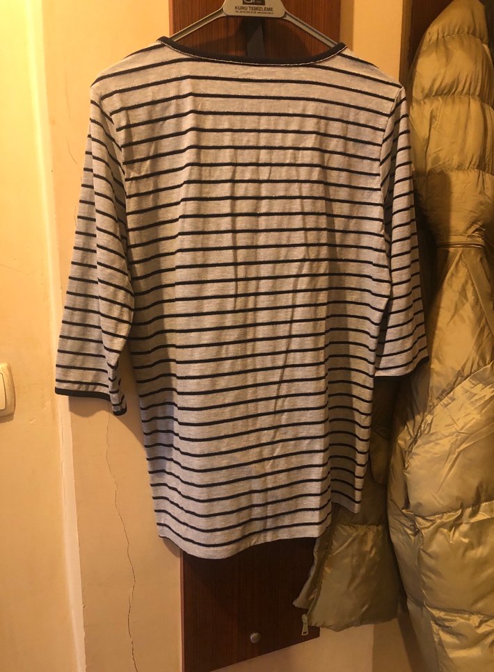 Gri Çizgili Salaş Hamile Tişörtü - Görsel 2