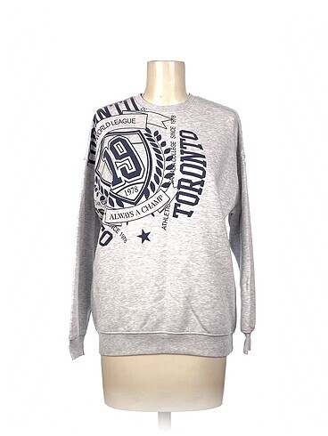 Bershka Sweatshirt %70 İndirimli.