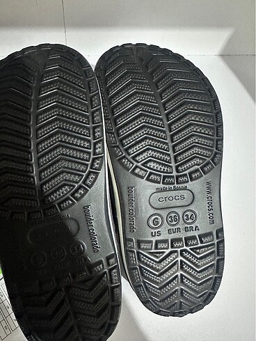 35 Beden siyah Renk Crocs terlik