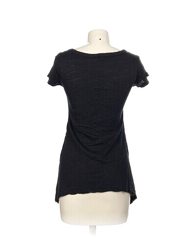 universal Beden Diğer T-shirt %70 İndirimli.