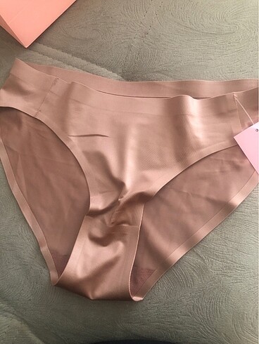 Dikişsiz slip külot