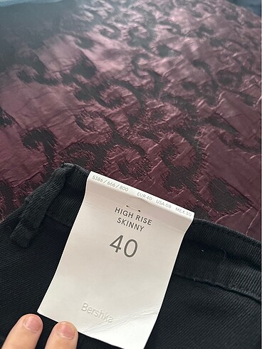 40 Beden siyah Renk bershka pantolon