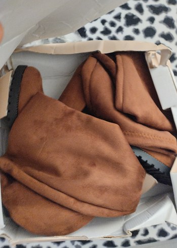 Kahverengi Süet Dizüstü Çizme - Görsel 4