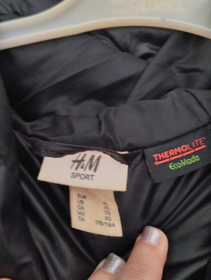 Siyah Fermuarlı Kadın Kışlık Mont - Görsel 3