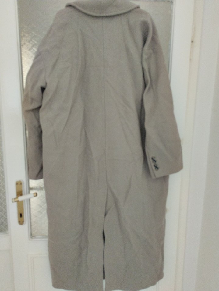 Bej Çift Düğmeli Uzun Kaban - Görsel 2