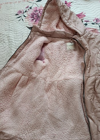 7 Yaş Beden Kapüşonlu Pembe Kız Çocuk Montu