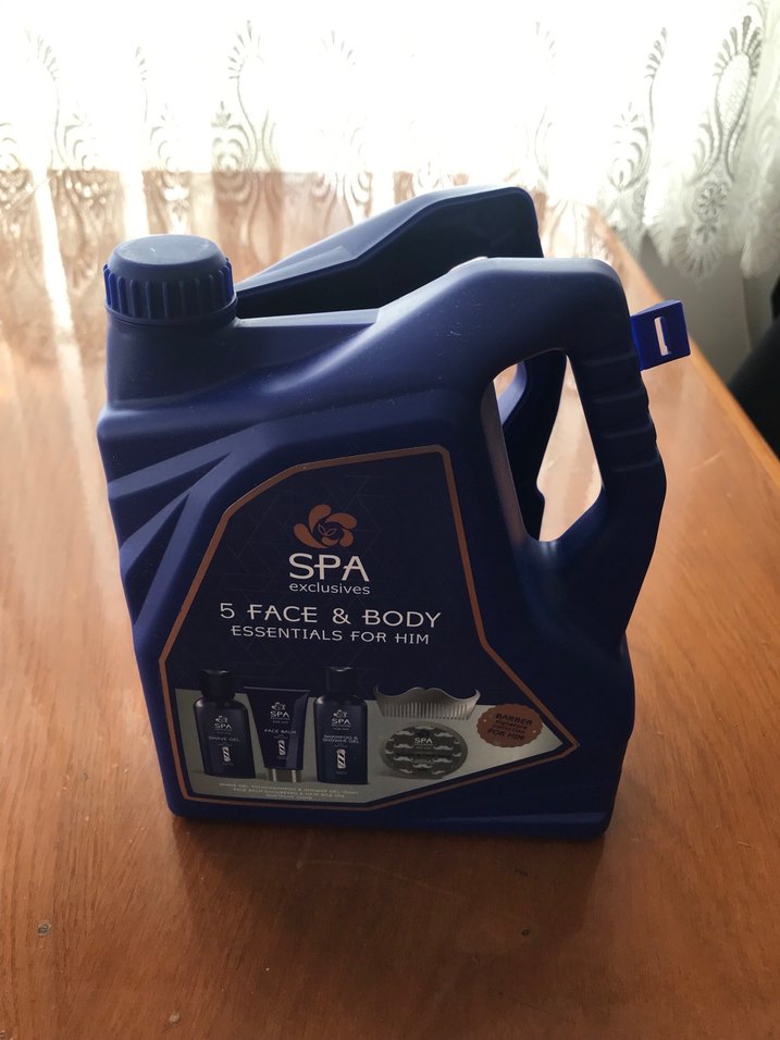 Erkekler için SPA 5 Parça Yüz & Vücut Bakım Seti - Görsel 4