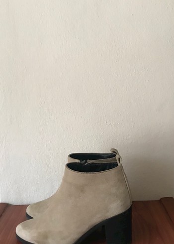 Bej süetderi chelesa kadın bot - Görsel 5