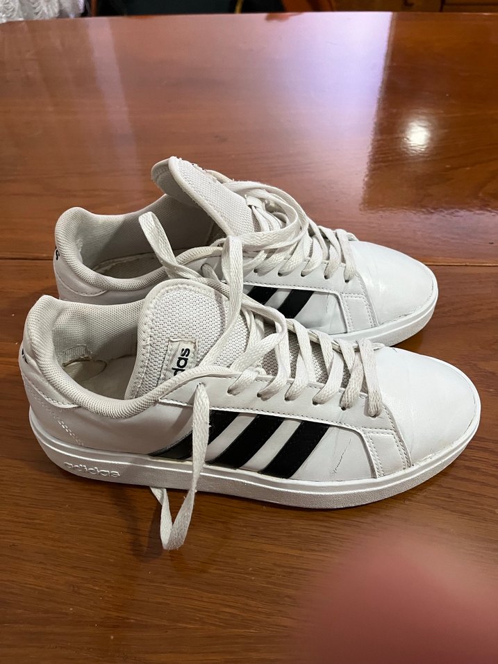 Beyaz orijinal Adidas Bağcıklı Kadın Spor Ayakkabı - Görsel 3