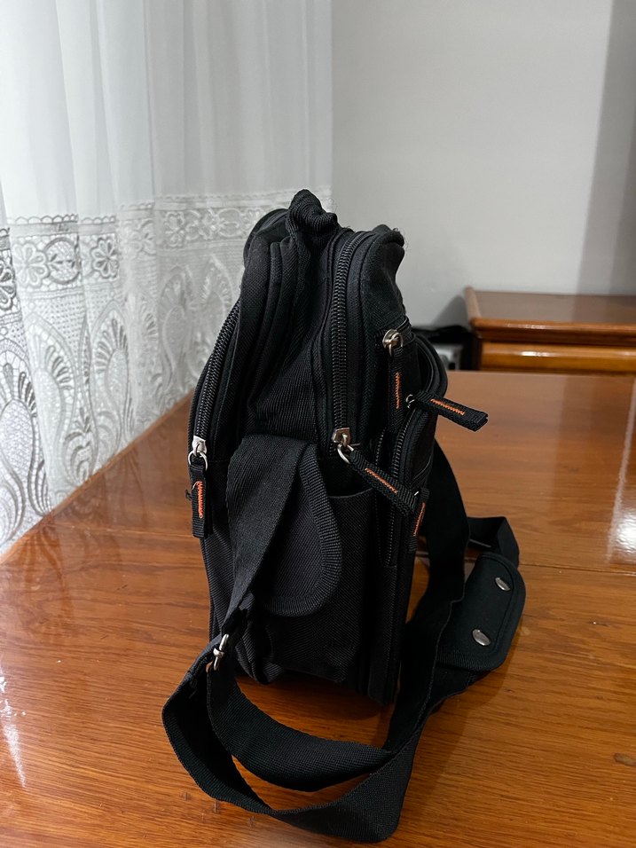 Siyah Fermuarlı Erkek Omuz Çantası - Görsel 4