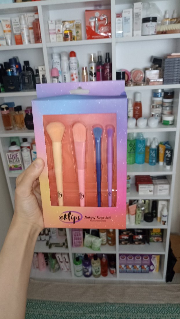 Pastel Renkli Makyaj Fırça Seti - Görsel 3