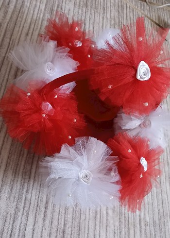 Nakışlı Kırmızı Beyaz Fırfırlı Saç Tokası - Görsel 3