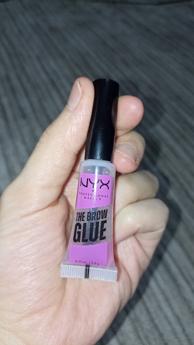 NYX Mor Kaş Yapıştırıcısı - Görsel 2