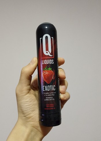 Q Liquids Exotic Çilek Aromalı Kayganlaştırıcı - Görsel 3