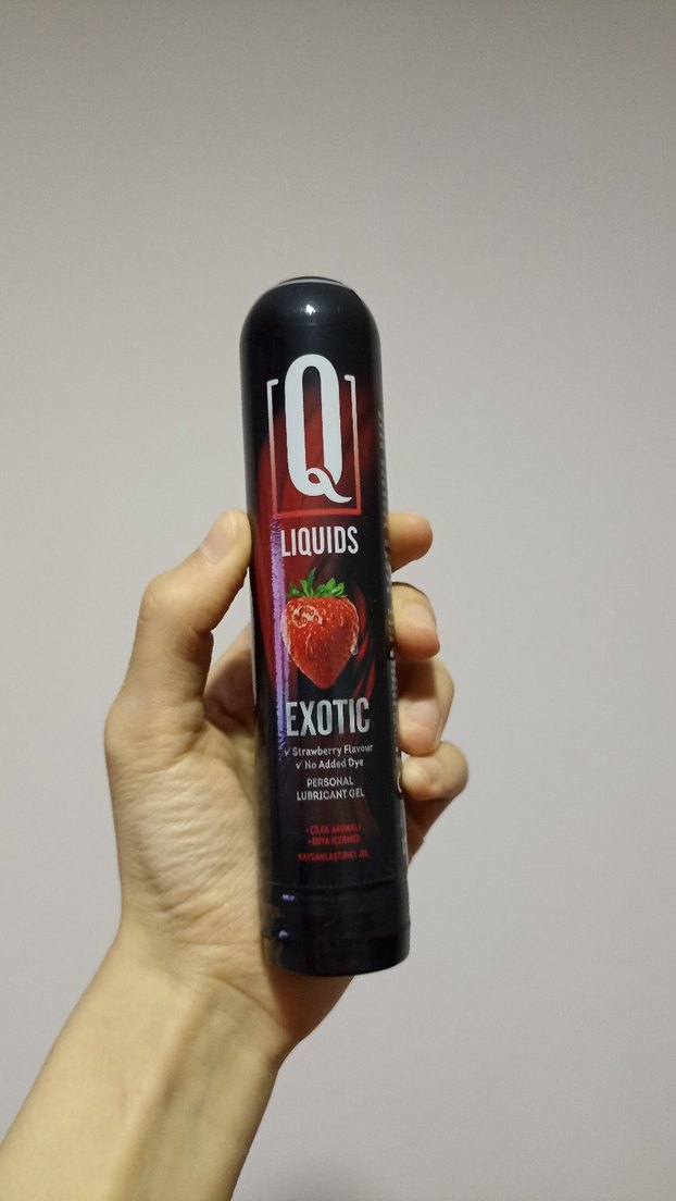 Q Liquids Exotic Çilek Aromalı Kayganlaştırıcı - Görsel 3