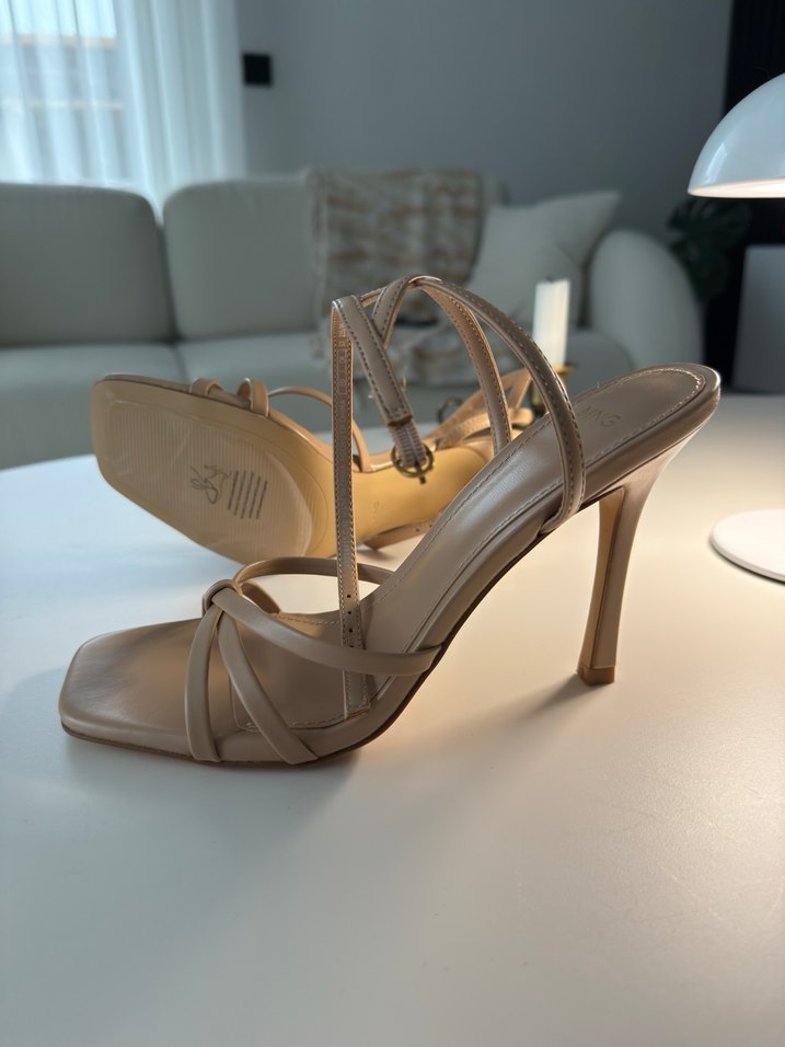 Bej Minimalist Topuklu Kadın Sandalet - Görsel 3