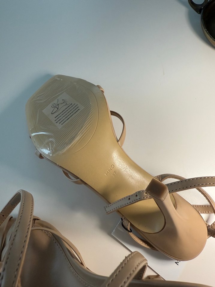 Bej Minimalist Topuklu Kadın Sandalet - Görsel 4