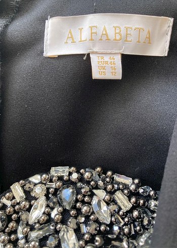 Siyah V Yakalı Uzun Kalem Elbise - Görsel 4