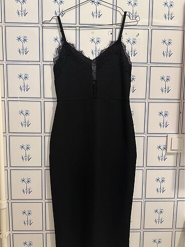 Zara Streç dekolteli elbise
