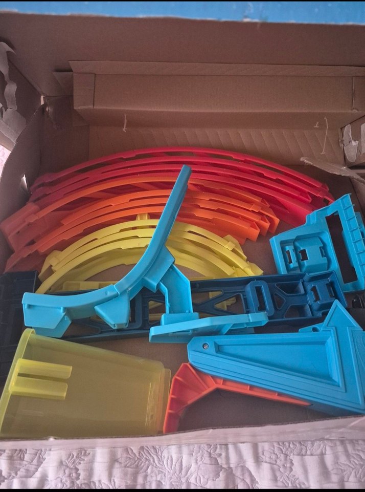 Hot Wheels Üçlü Çember Yarış Seti - Görsel 2