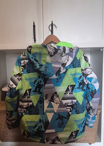 Desenli Kapüşonlu Erkek Çocuk kayak Mont - Görsel 2