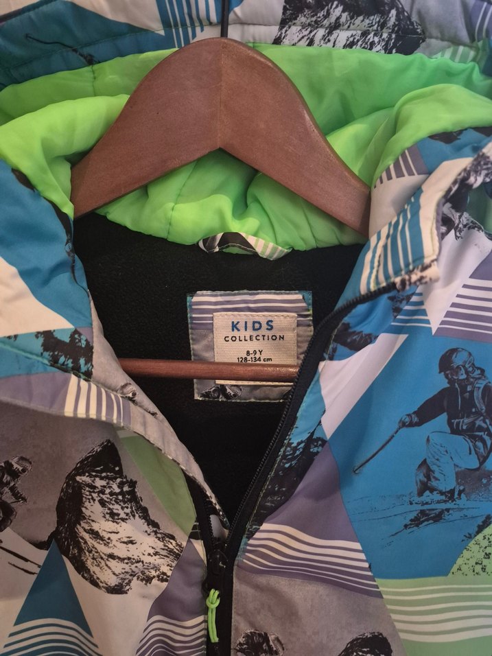 Desenli Kapüşonlu Erkek Çocuk kayak Mont - Görsel 5