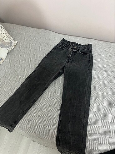Bershka Jean