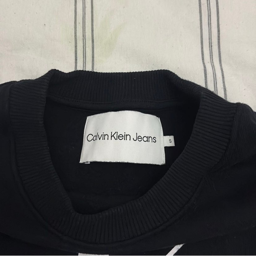 Calvin Klein sweatshirt — görsel 2/3