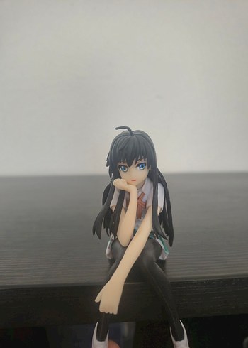  Siyah Renkli Anime Figürü