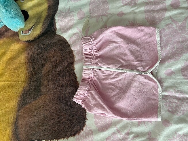 7 Yaş Beden Şort H&M marka orijinal