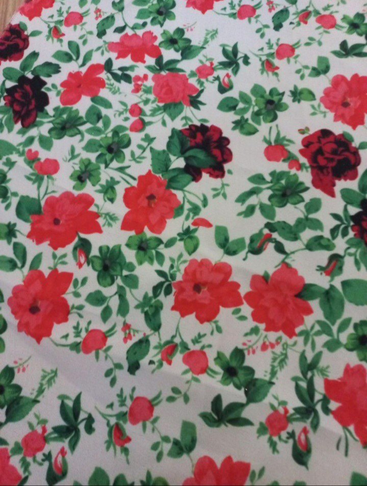 Yazlık  desenli parça kumaş - Görsel 2