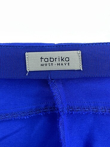 38 Beden mavi Renk Fabrika Kumaş Pantolon %70 İndirimli.