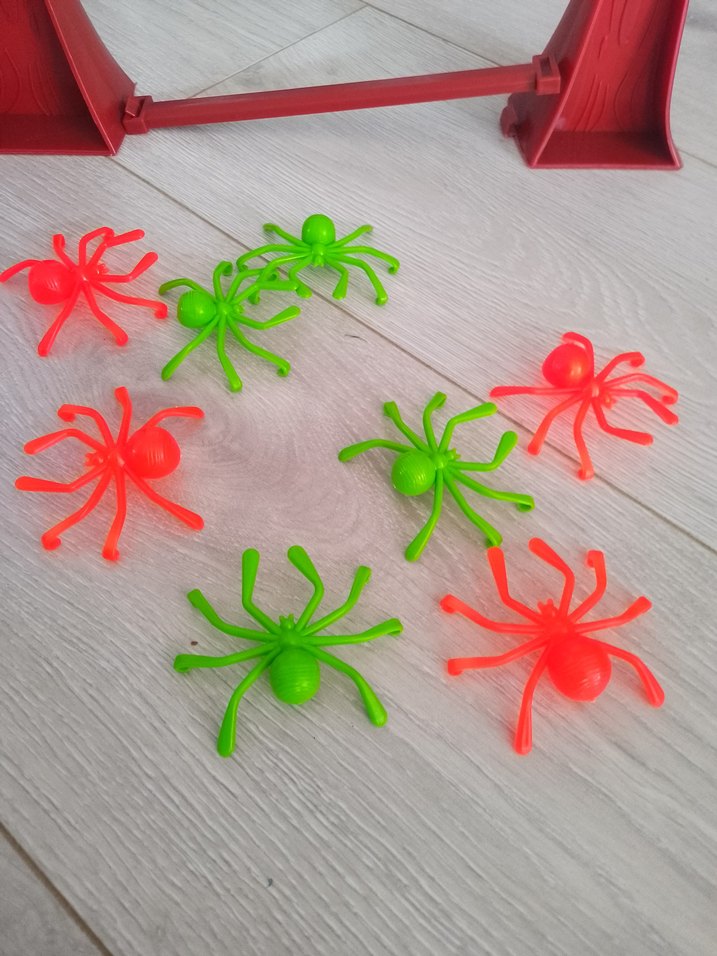 Renkli Örümcek ve Örümcek Ağı Oyunu - Görsel 3