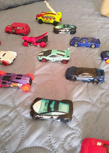 15 renkli Mini Oyuncak Arabalar Seti-hot wheels - Görsel 3