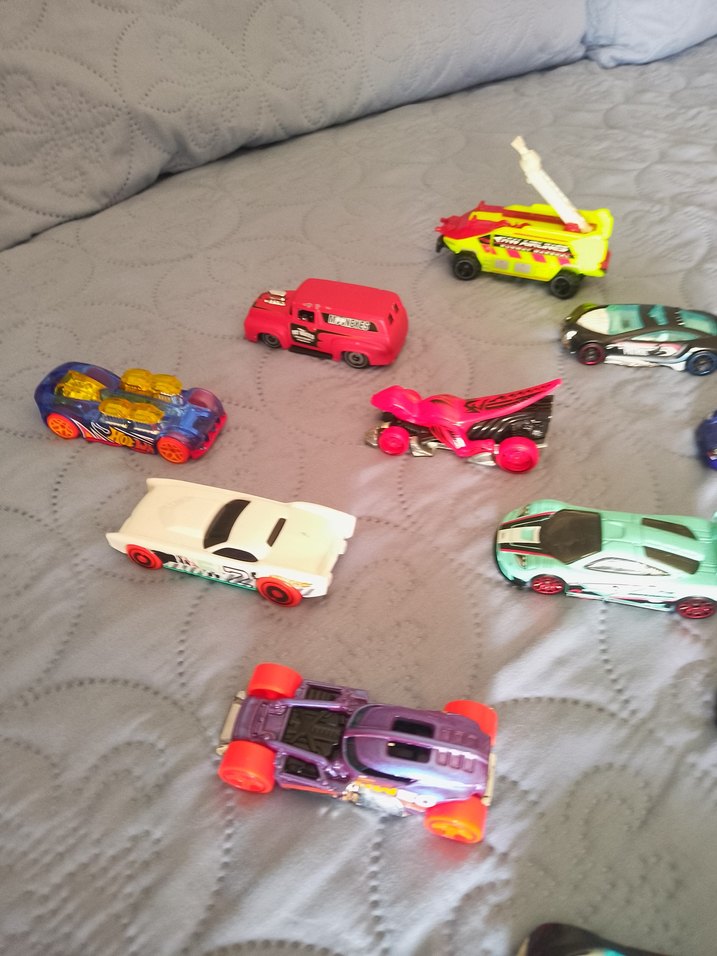 15 renkli Mini Oyuncak Arabalar Seti-hot wheels - Görsel 4