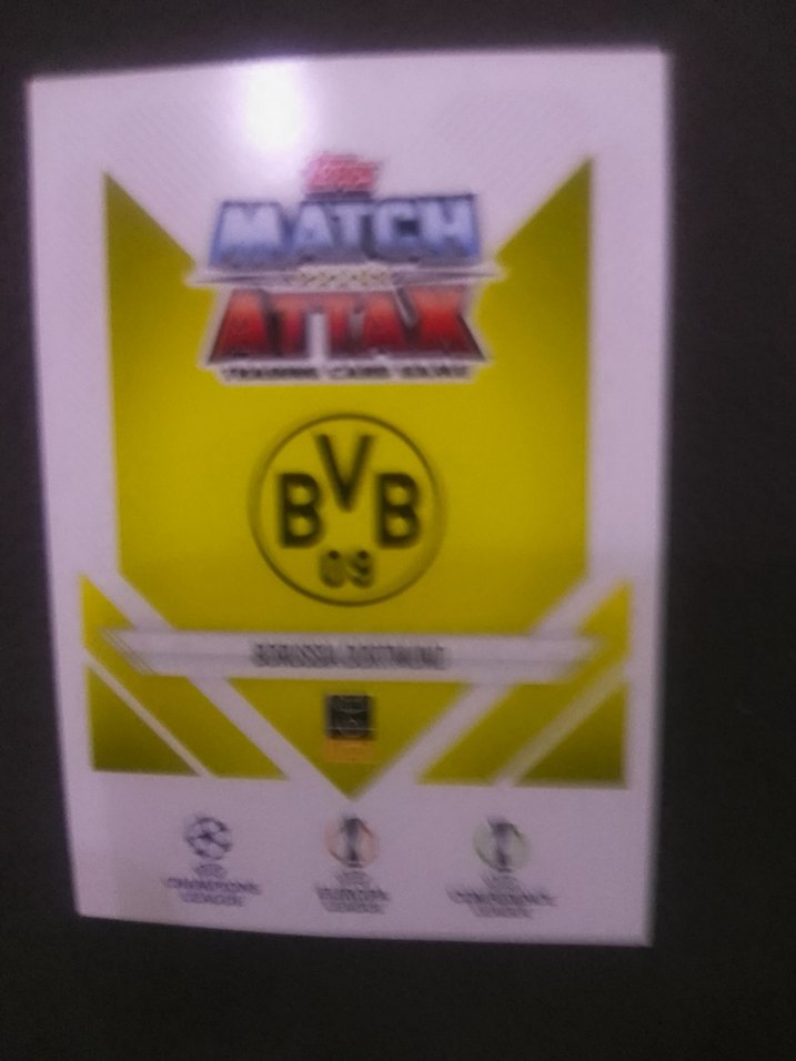 Schlotterbeck İmzalı Pop Kültür Rozeti
futbol kartı - Görsel 2